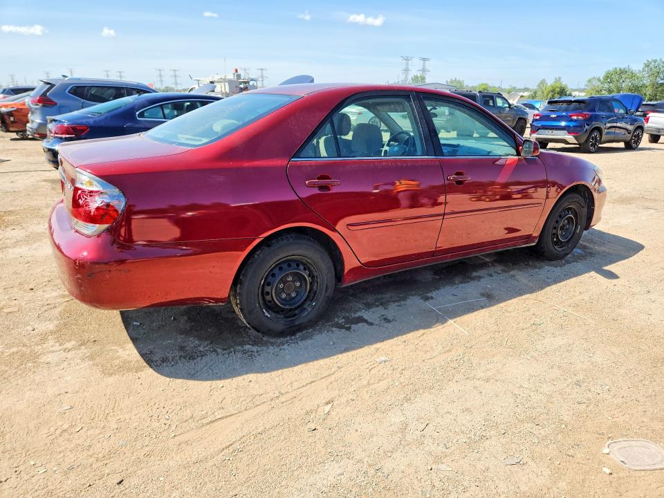 Photo 3 from auction – 2005 TOYOTA CAMRY with VIN 4T1BE32K65U393038