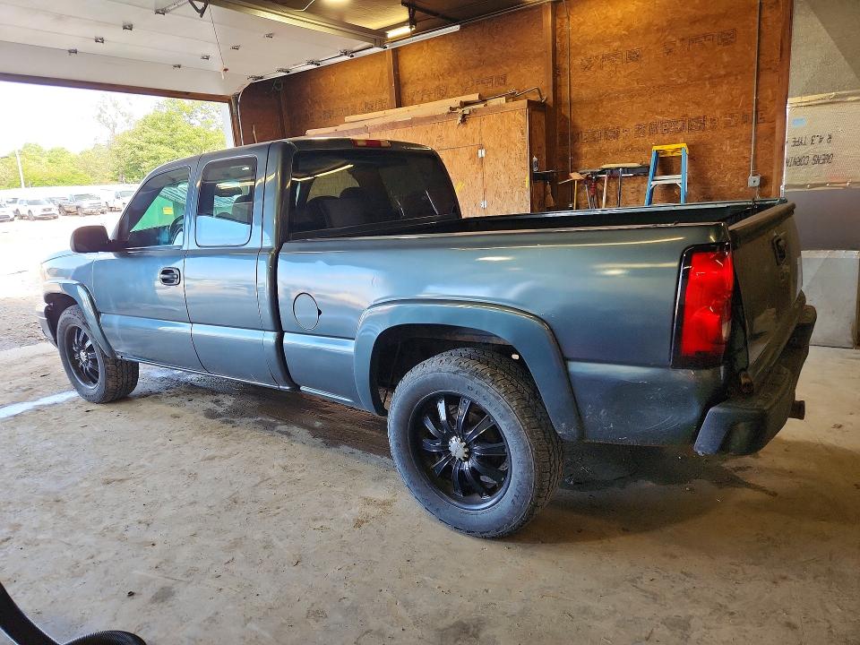 Photo 2 from auction – 2006 CHEVROLET SILVERADO with VIN 2GCEK19B661127536