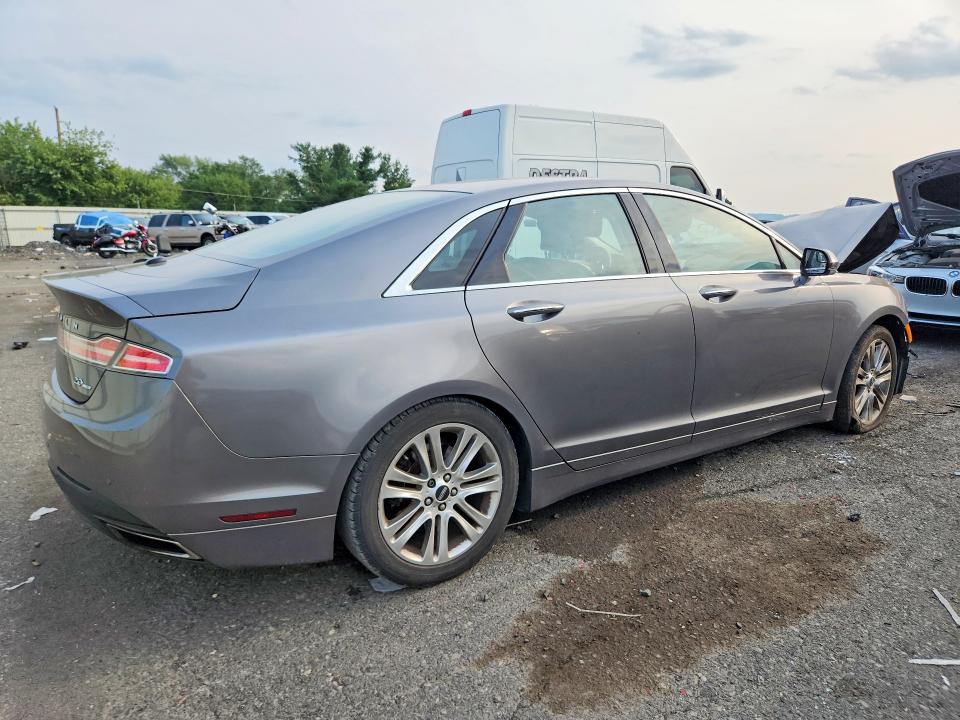 Photo 3 from auction – 2014 LINCOLN MKZ with VIN 3LN6L2G97ER821570