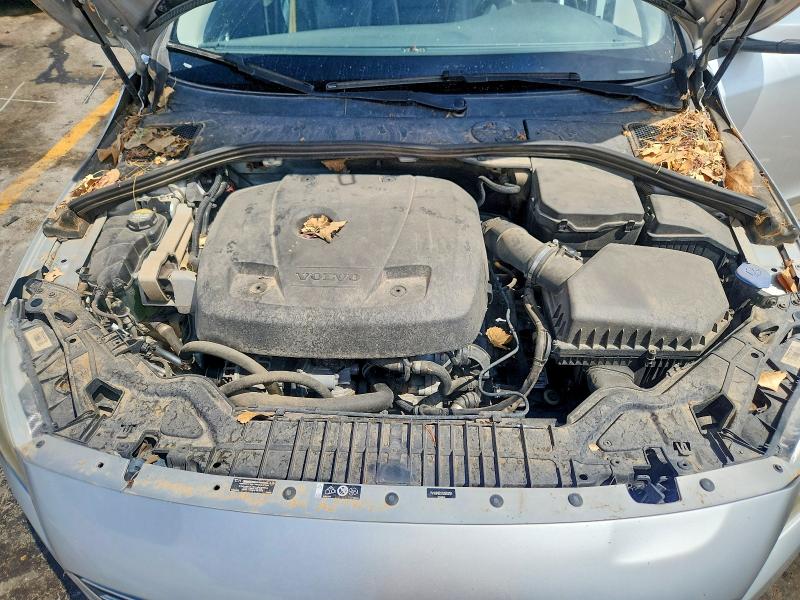 Photo 11 from auction – 2016 VOLVO V60 with VIN YV140MEK7G1300751