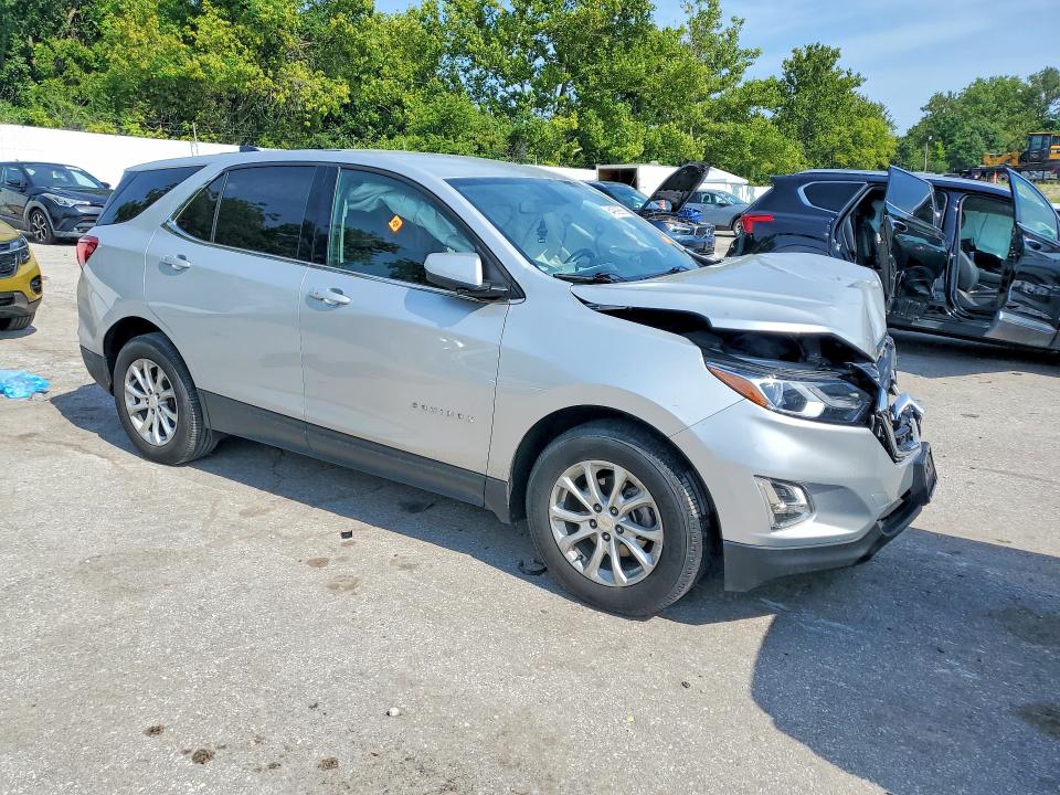 Photo 4 from auction – 2019 CHEVROLET EQUINOX with VIN 2GNAXKEV6K6133976