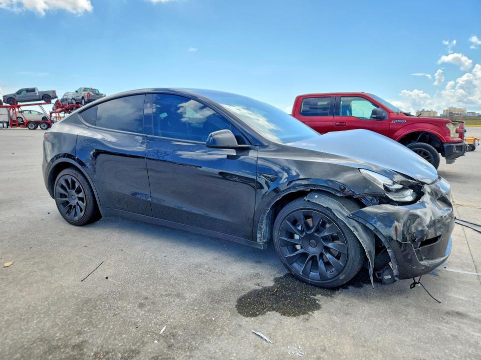 صورة رقم 4 من المزاد - 2023 TESLA MODEL Y مع VIN 7SAYGDEE1PA158725