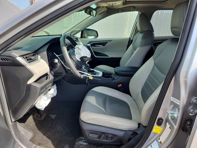 Photo 7 from auction – 2019 TOYOTA RAV4 with VIN JTMA1RFV5KD511515