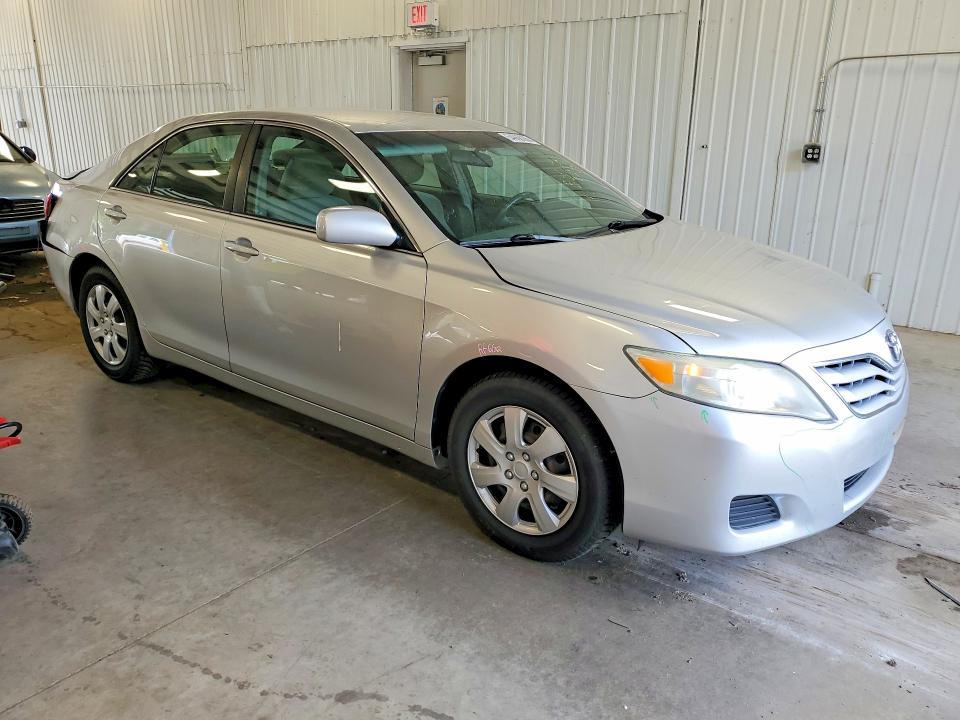 Photo 4 from auction – 2011 TOYOTA CAMRY with VIN 4T4BF3EK4BR218524