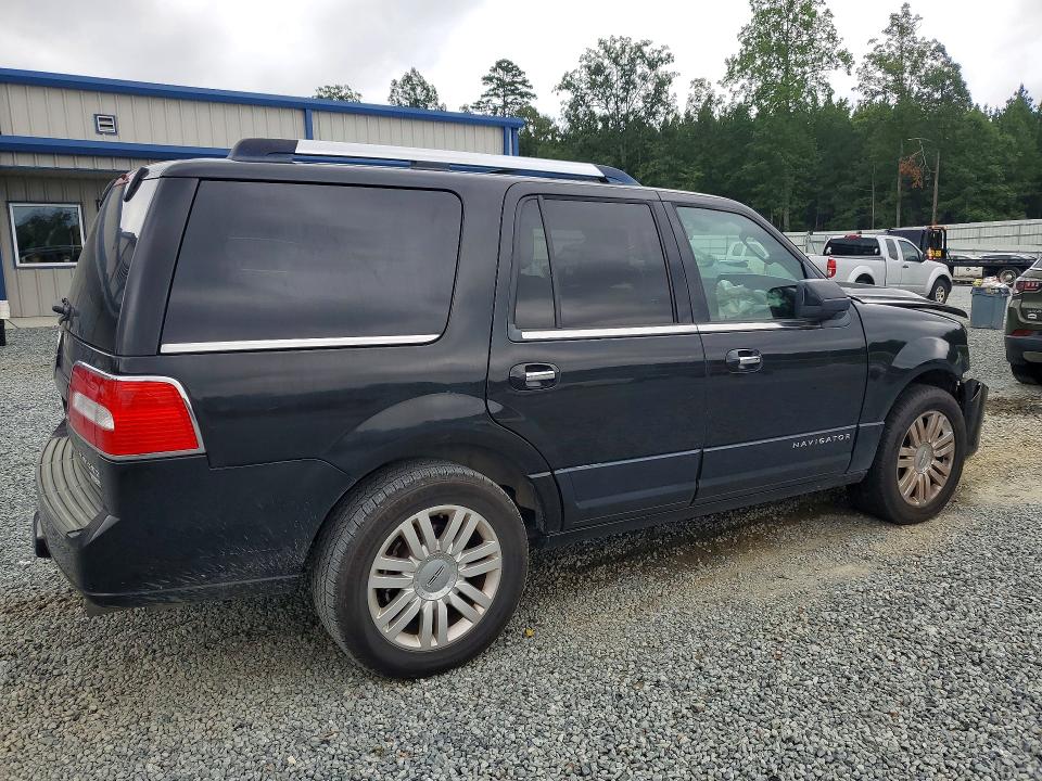 Photo 3 from auction – 2012 LINCOLN NAVIGATOR with VIN 5LMJJ2H56CEL06911