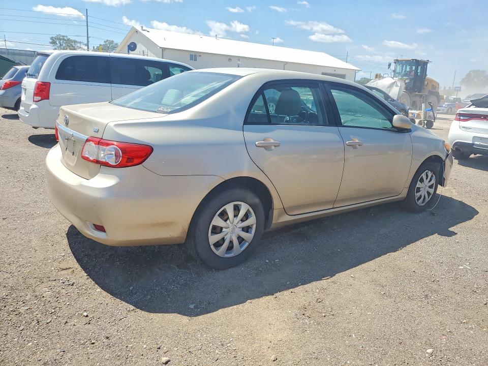 Photo 3 from auction – 2011 TOYOTA COROLLA with VIN 2T1BU4EE8BC576209
