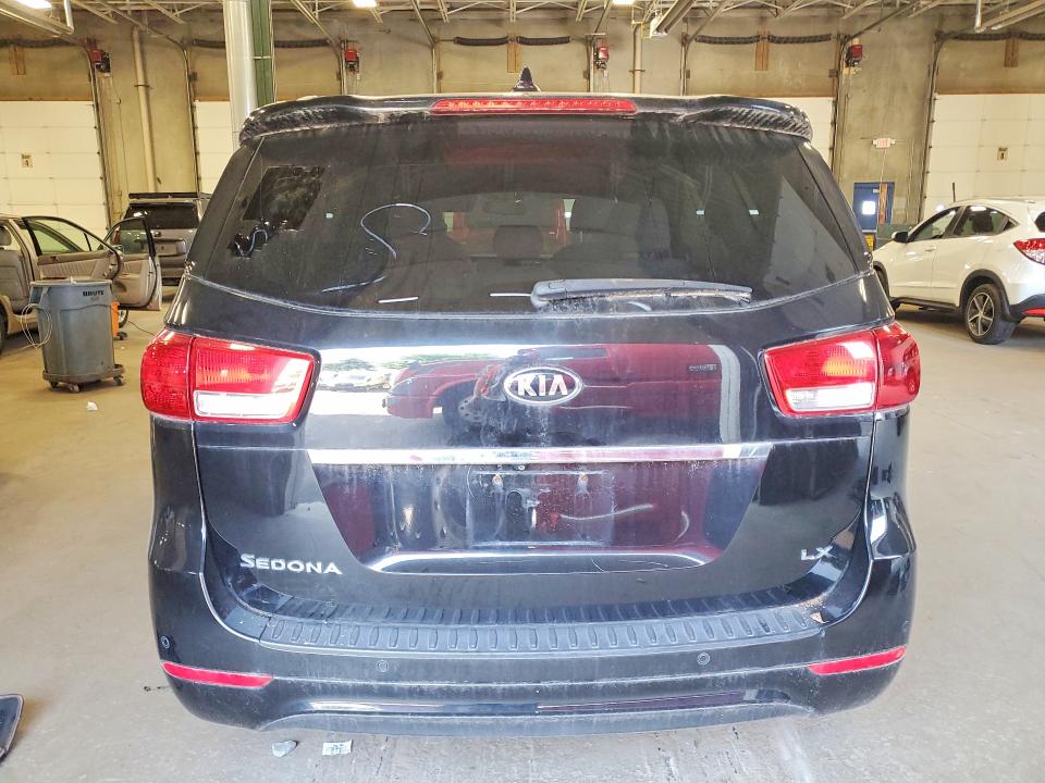 Photo 6 from auction – 2016 KIA SEDONA with VIN KNDMB5C16G6085933