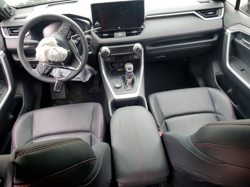 Photo 8 from auction – 2025 TOYOTA RAV4 with VIN JTMFB3FV6SD249505