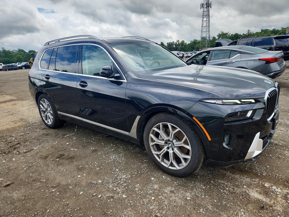 Photo 4 from auction – 2026 BMW X7 with VIN 5UX23EM04T9202961
