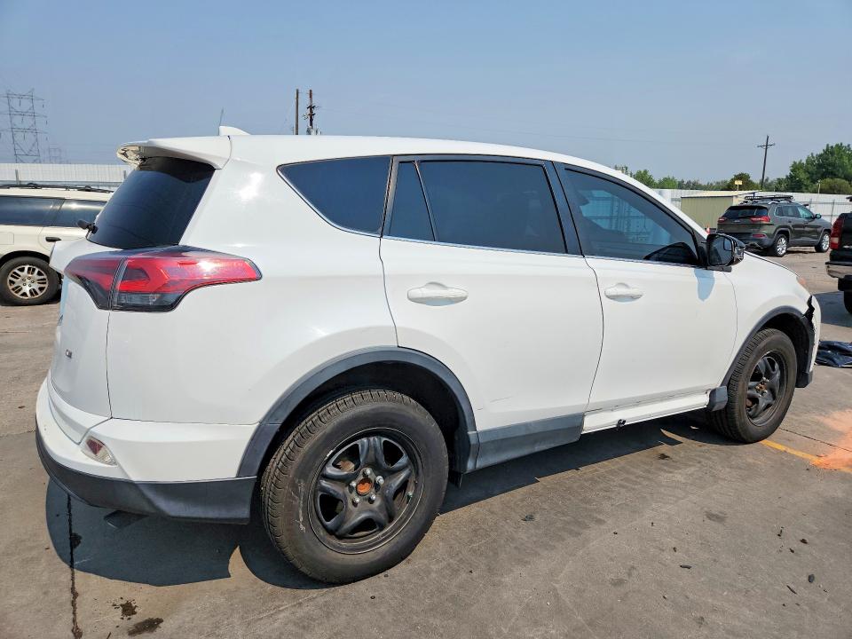 Photo 3 from auction – 2018 TOYOTA RAV4 with VIN 2T3ZFREV3JW445568