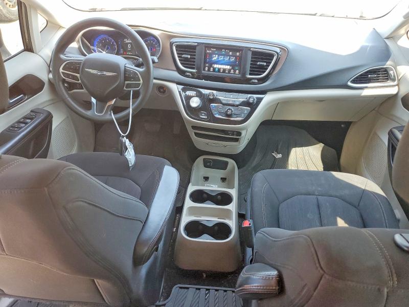 Photo 8 from auction – 2018 CHRYSLER PACIFICA with VIN 2C4RC1AG2JR139537