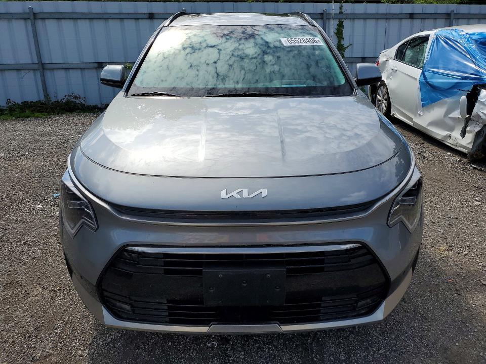 Foto 5 de la subasta – 2025 KIA NIRO con VIN KNDCT3LE0S5306182