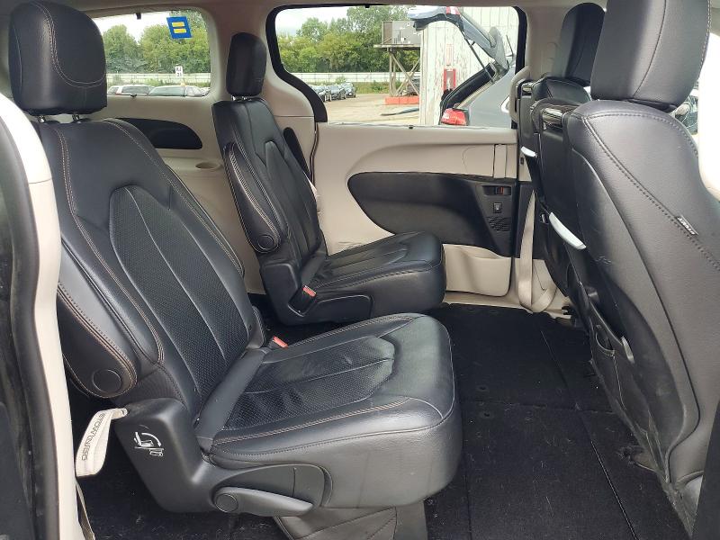 Photo 11 from auction – 2017 CHRYSLER PACIFICA with VIN 2C4RC1EGXHR837673