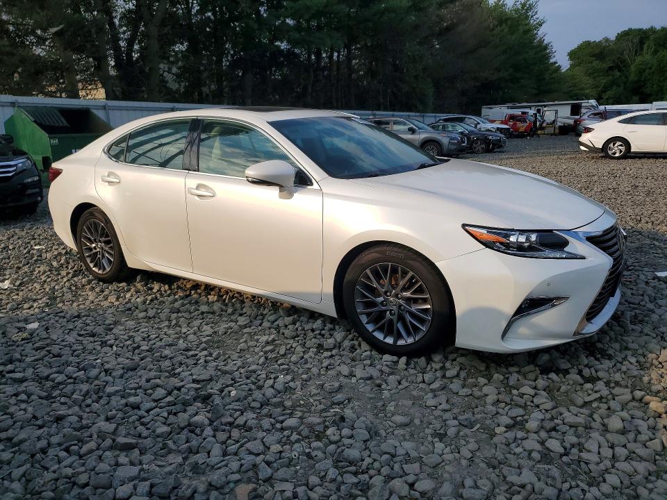 Photo 4 from auction – 2018 LEXUS ES with VIN 58ABK1GG6JU113963
