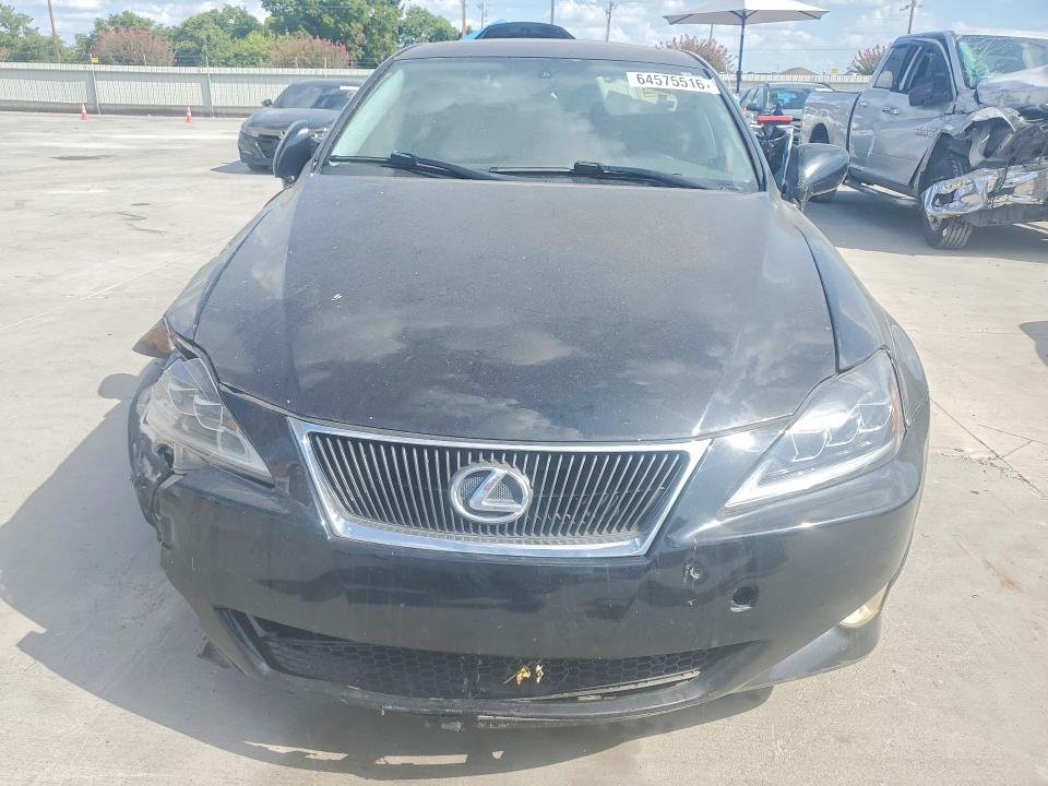 Photo 5 from auction – 2007 LEXUS IS 250 with VIN JTHBK262372040254
