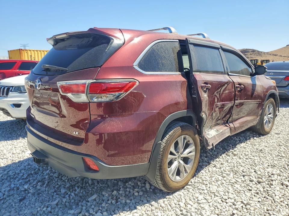 Photo 3 from auction – 2014 TOYOTA HIGHLANDER with VIN 5TDBKRFH9ES066703