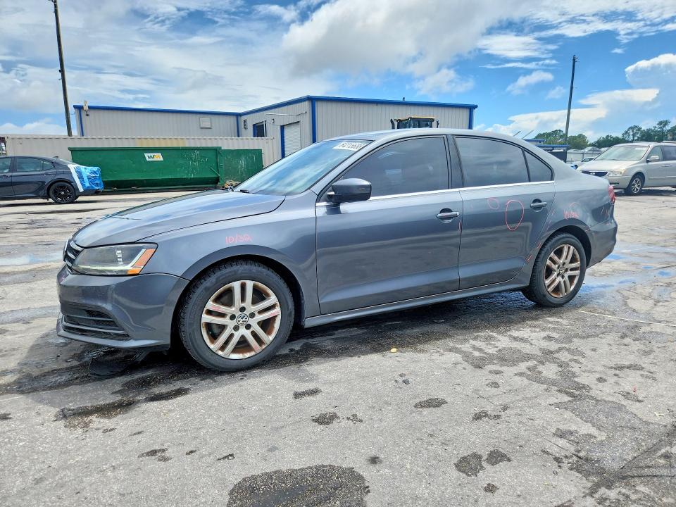 VOLKSWAGEN JETTA 2017 with VIN 3VW2B7AJ9HM325349 - Photo from auction