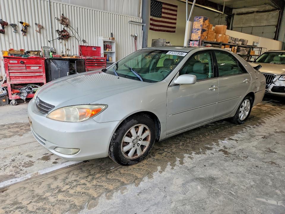 TOYOTA CAMRY 2004 with VIN 4T1BF32K34U067970 - Photo from auction