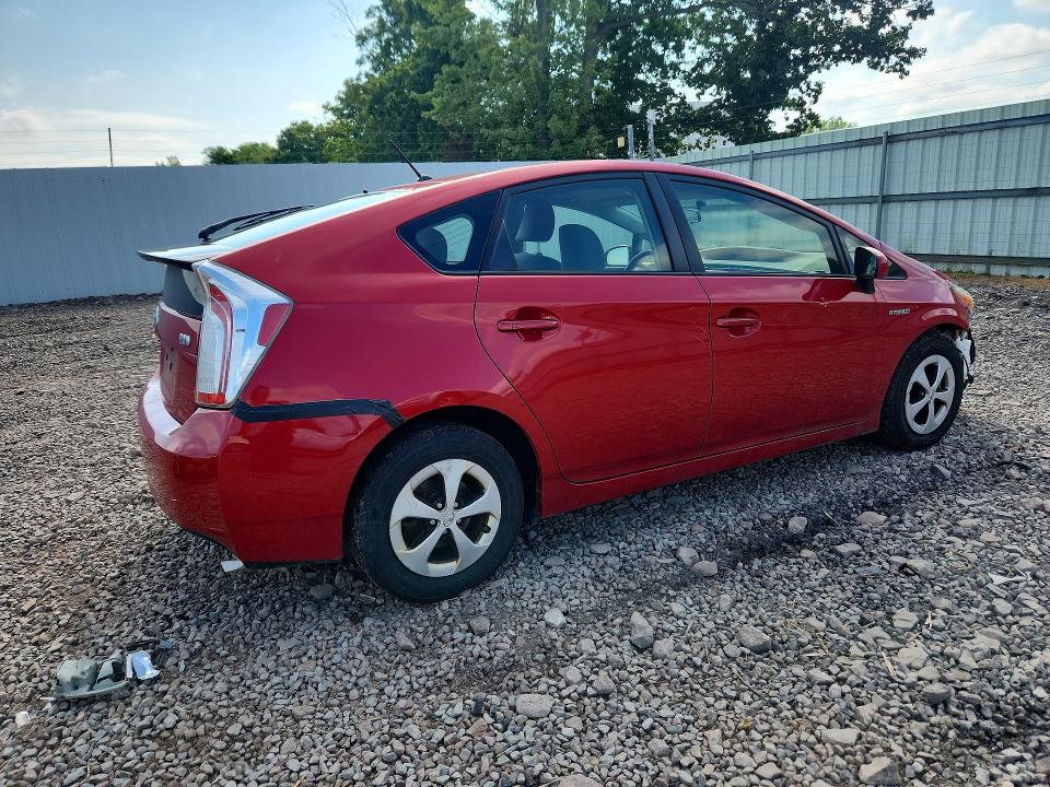 Photo 3 from auction – 2014 TOYOTA PRIUS with VIN JTDKN3DU8E1807652