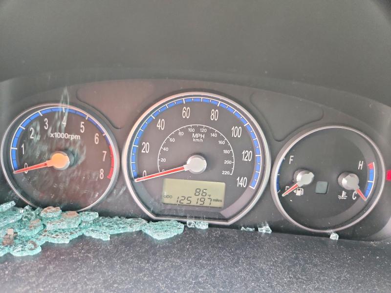 Photo 9 from auction – 2009 HYUNDAI SANTA FE with VIN 5NMSG73D69H297218