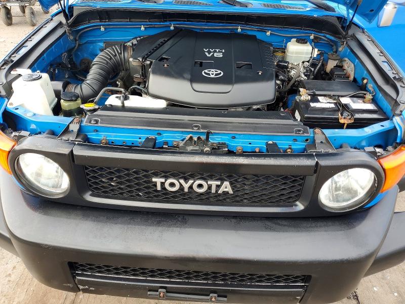 Photo 12 from auction – 2007 TOYOTA FJ CRUISER with VIN JTEBU11F470002622
