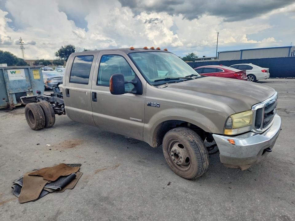 Photo 4 from auction – 2004 FORD F350 with VIN 1FTWW32P44EB04830