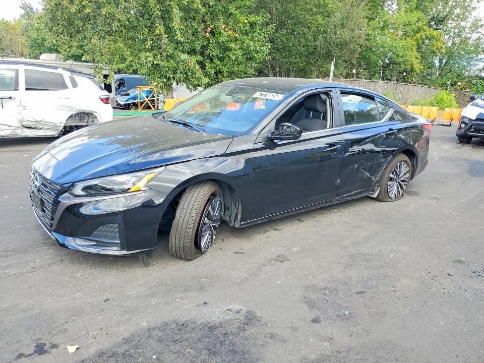 NISSAN ALTIMA 2026 with VIN 1N4BL4DV5TN327309 - Photo from auction