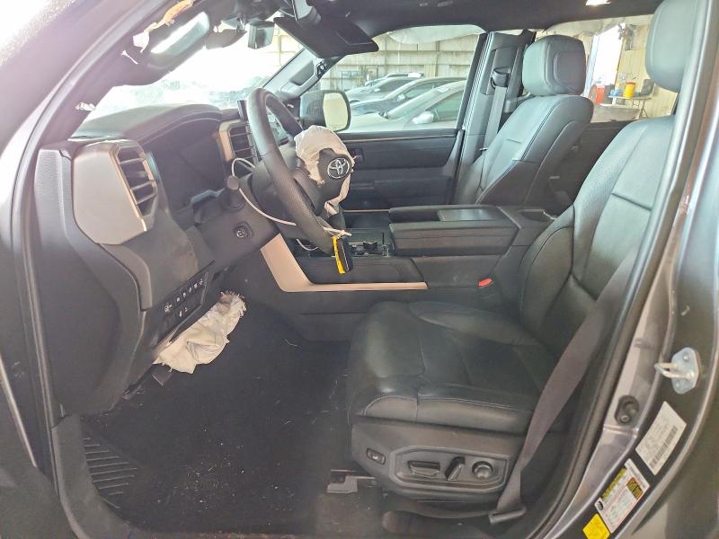 Photo 7 from auction – 2026 TOYOTA SEQUOIA with VIN 7SVAAABA4TX074245