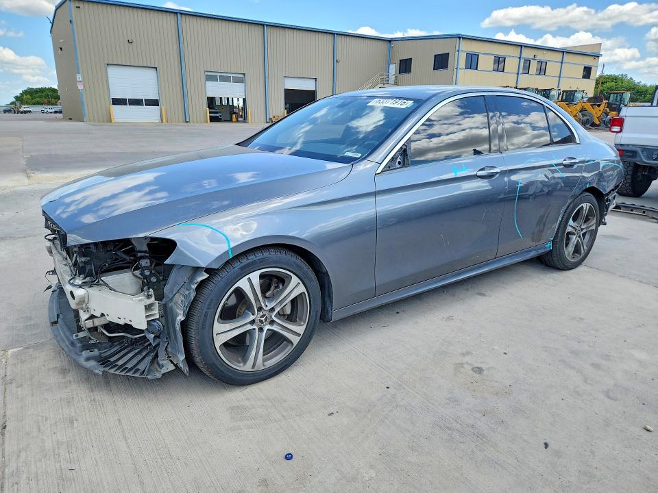 MERCEDES-BENZ E 2018 with VIN WDDZF4KB7JA390947 - Photo from auction