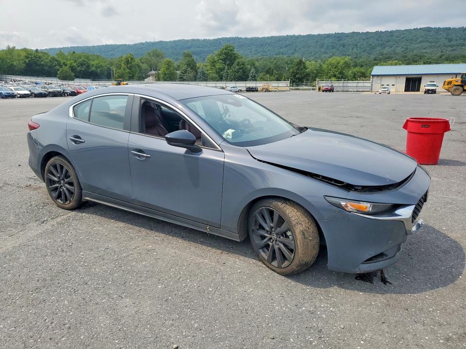 Photo 4 from auction – 2025 MAZDA 3 with VIN JM1BPBCM2S1756120