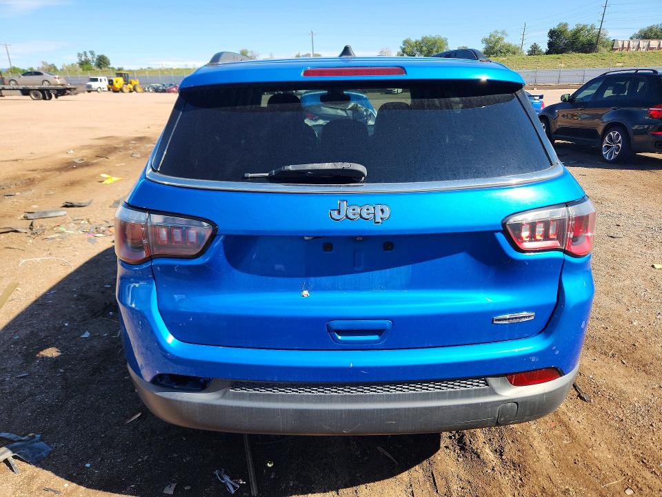 Photo 6 from auction – 2018 JEEP COMPASS with VIN 3C4NJCBB5JT137667