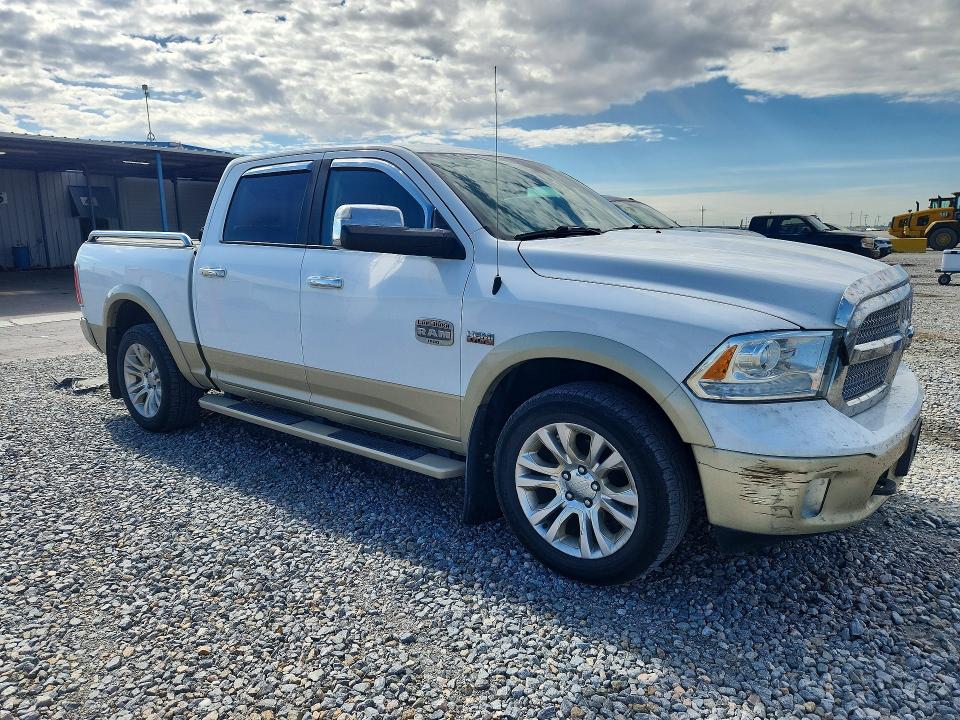 Фото 4 с аукциона – 2016 RAM 1500 с VIN 1C6RR7PT1GS204768