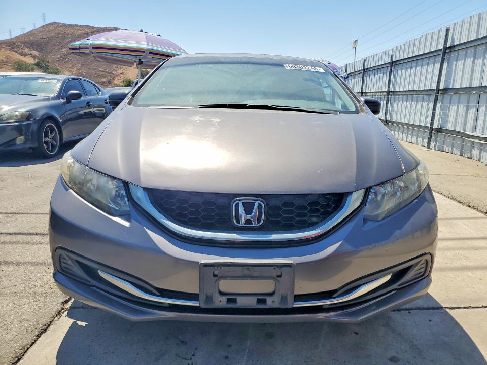 Photo 5 from auction – 2014 HONDA CIVIC with VIN 19XFB2F85EE272801