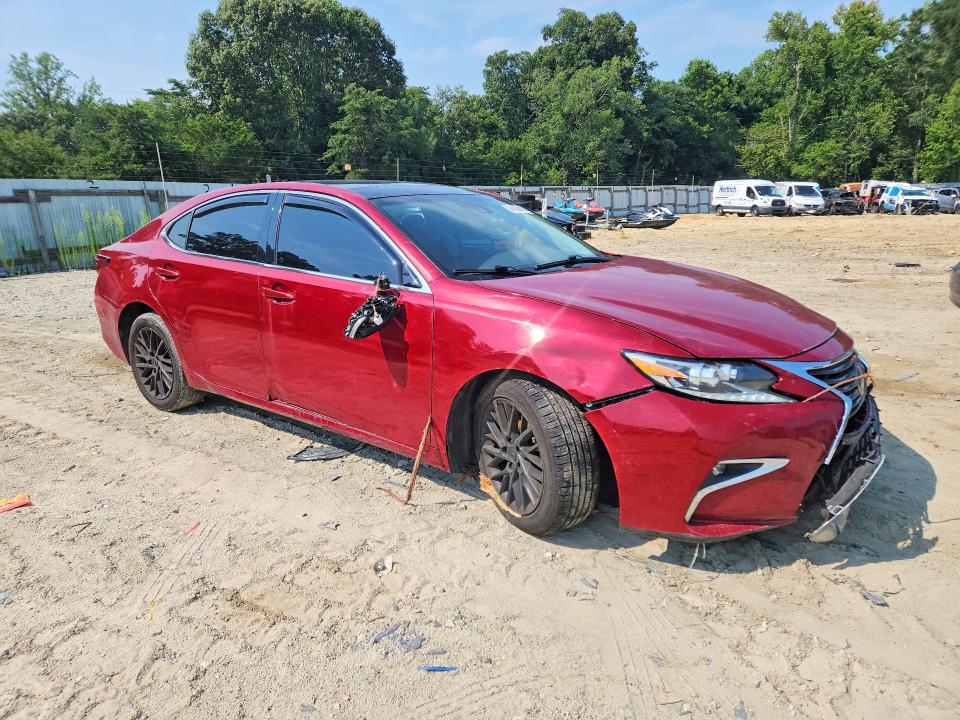 Снимка 4 от търг – 2018 LEXUS ES с VIN 58ABK1GG5JU084195