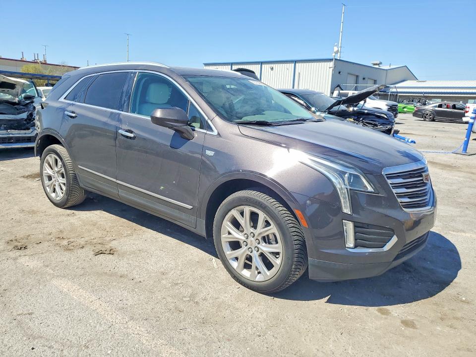 Photo 4 from auction – 2018 CADILLAC XT5 with VIN 1GYKNCRS0JZ218477
