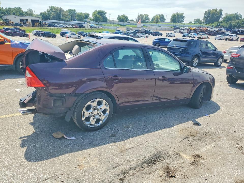 Photo 3 from auction – 2011 FORD FUSION with VIN 3FAHP0HA4BR201212