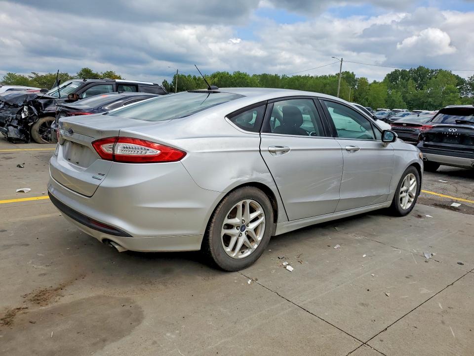 Photo 3 from auction – 2015 FORD FUSION with VIN 3FA6P0HD6FR111518