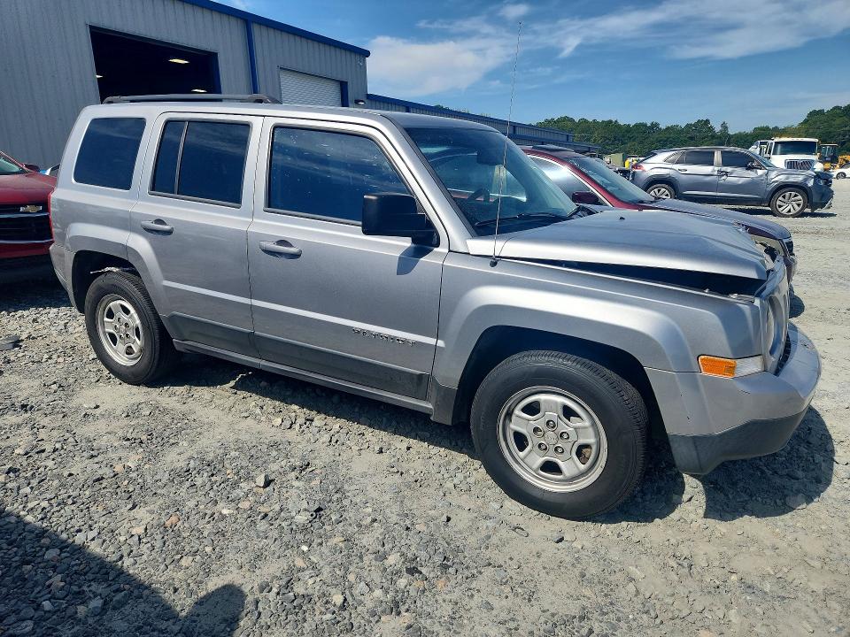 Photo 4 from auction – 2016 JEEP PATRIOT with VIN 1C4NJPBB0GD604175