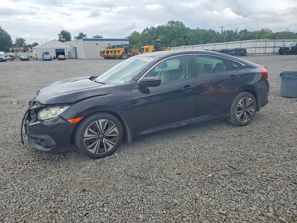 HONDA CIVIC 2016 with VIN 19XFC1F38GE218360 - Photo from auction