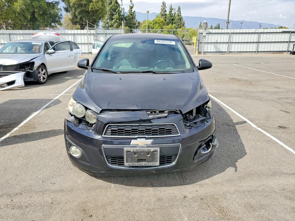 Photo 5 from auction – 2015 CHEVROLET SONIC with VIN 1G1JE6SB9F4120333