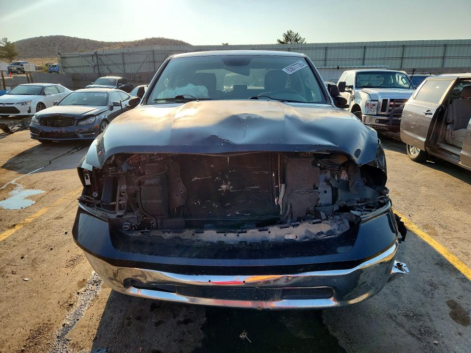 Photo 5 from auction – 2016 RAM 1500 with VIN 1C6RR6FT0GS119271