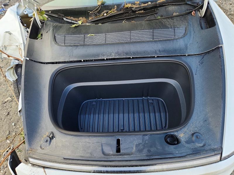 Foto 11 de la subasta – 2026 TESLA MODEL Y con VIN 7SAYGDEE6TA411063
