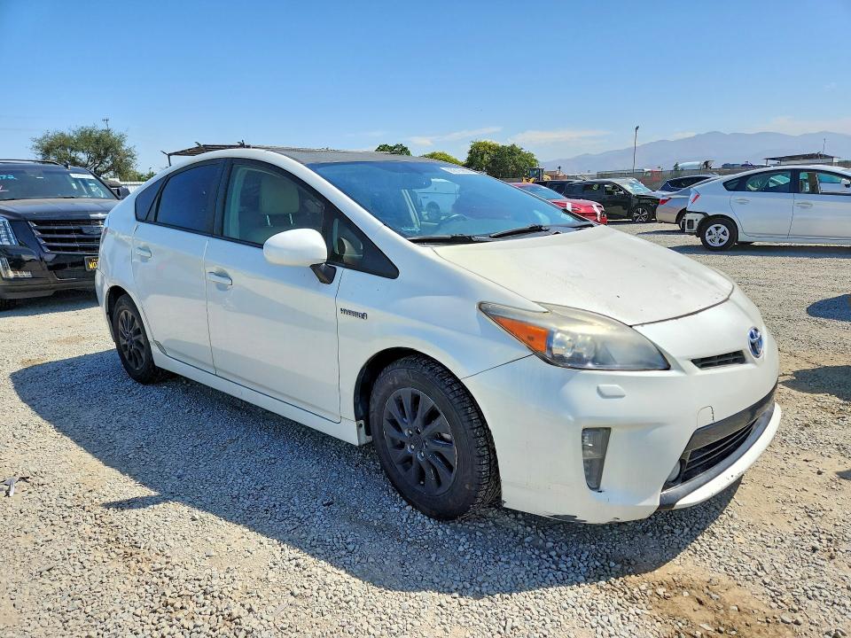 Photo 4 from auction – 2012 TOYOTA PRIUS with VIN JTDKN3DU1C1496577