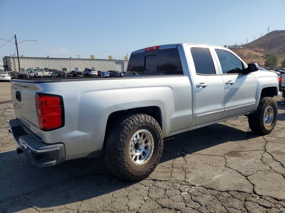Photo 3 from auction – 2015 CHEVROLET SILVERADO with VIN 1GCVKREC5FZ192396