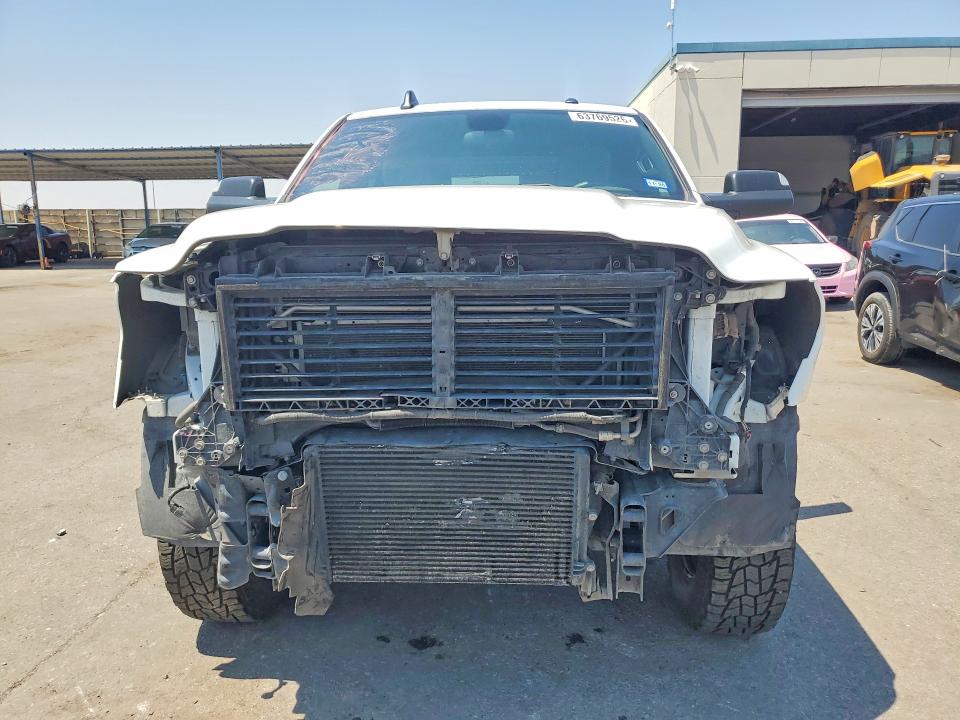 Photo 5 from auction – 2022 RAM 2500 with VIN 3C6UR5DL3NG436490