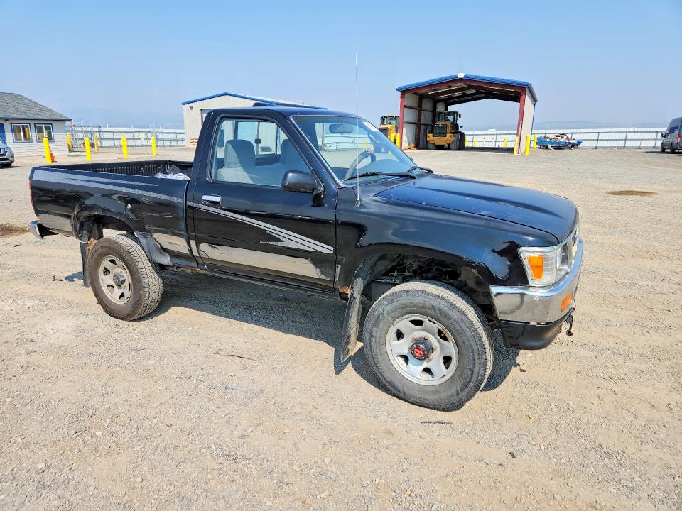 Photo 4 from auction – 1994 TOYOTA PICKUP with VIN JT4RN01P6R7066934