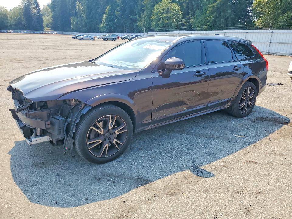 2017 VOLVO V90 CROSS COUNTRY