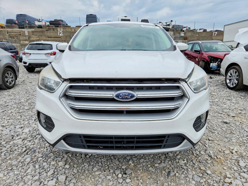 Photo 5 from auction – 2017 FORD ESCAPE with VIN 1FMCU0GDXHUE17099