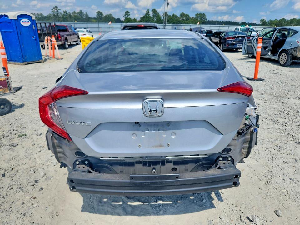 Photo 6 from auction – 2019 HONDA CIVIC with VIN 19XFC2F64KE048376