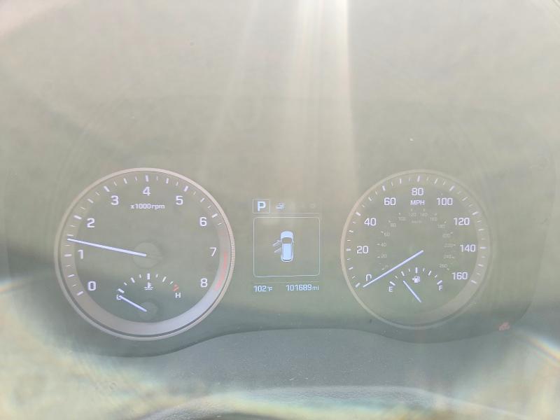 Zdjęcie 9 z aukcji – 2016 HYUNDAI TUCSON z VIN KM8J33A48GU201562